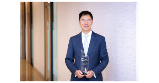 “โชน โสภณพนิช” คว้ารางวัลเกียรติยศ DAILYNEWS TOP CEO 2026 เมื่อ “ความใส่ใจ” คือคำตอบของการเปลี่ยนผ่านสู่ Longevity และการสร้าง “ชีวิตดี 4 ด้าน” ที่ยั่งยืน